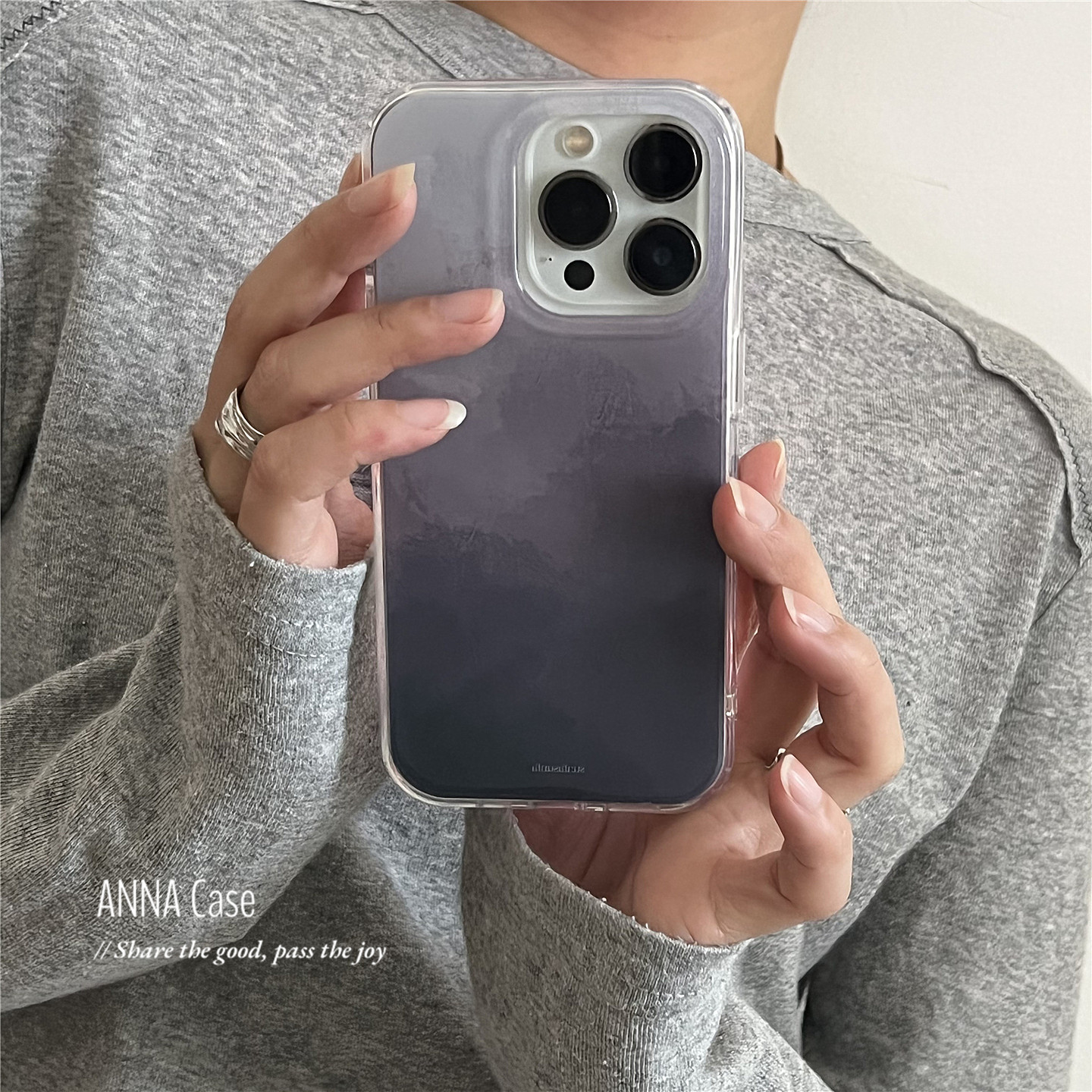 艺术设计感烟灰紫渐变手机壳