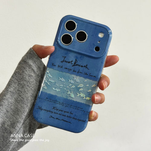 简约海蓝治愈灵动小鱼英文手机壳