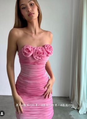 果小姐泰国代购 Farmul 浪漫褶皱玫瑰抹胸修身连衣裙