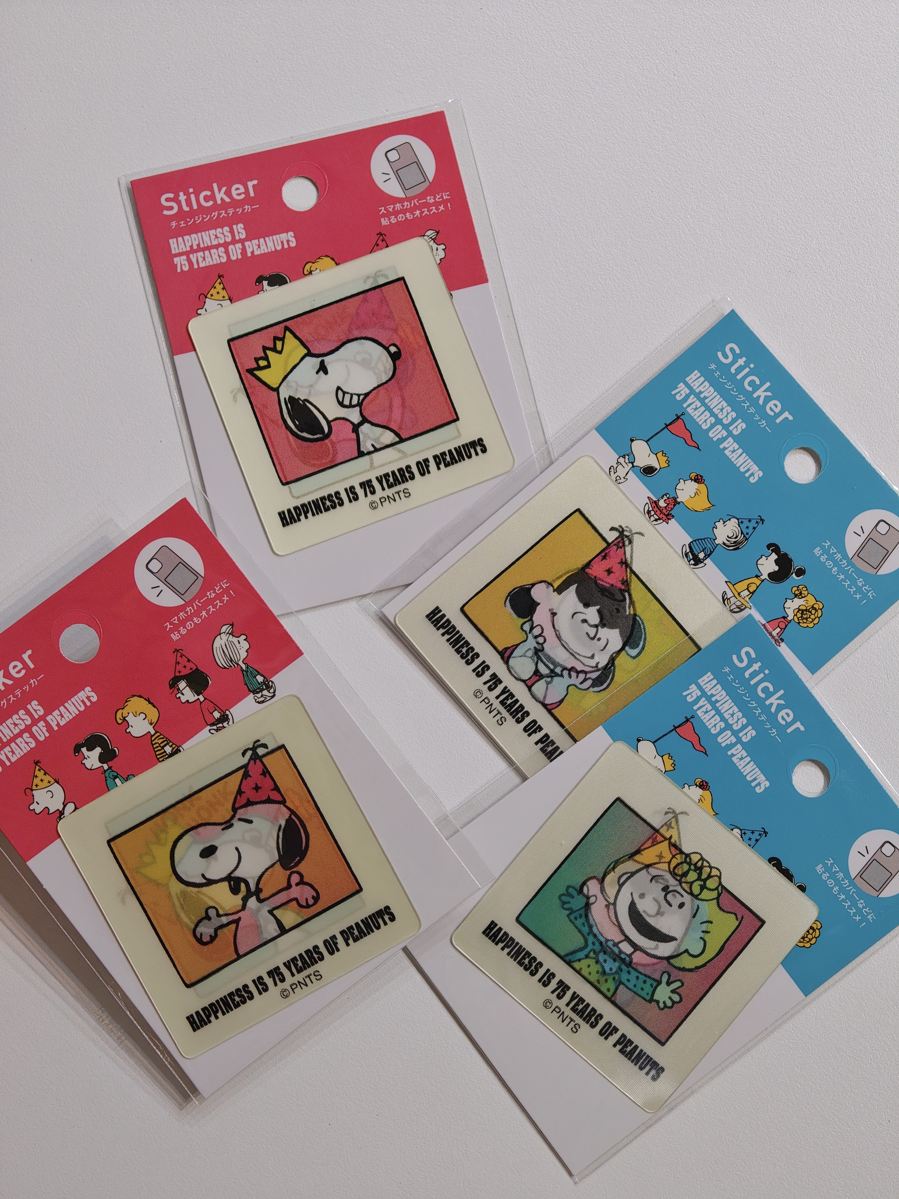 国内现货日本采购史努比75周年限定会变化的神奇贴纸 可变3种图案