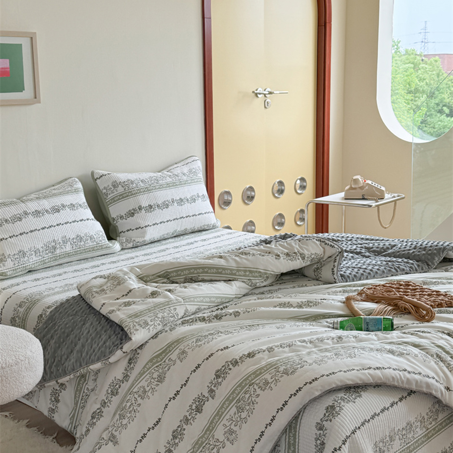 新款双面可用全棉夹棉床盖加厚防滑秋冬榻榻米炕单加大床单三件套