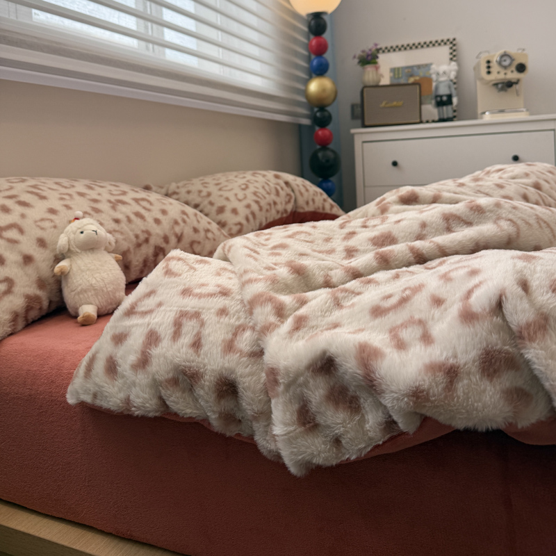 简约风豹纹兔绒秋冬季加厚牛奶绒四件套珊瑚绒床单床笠三件套床品