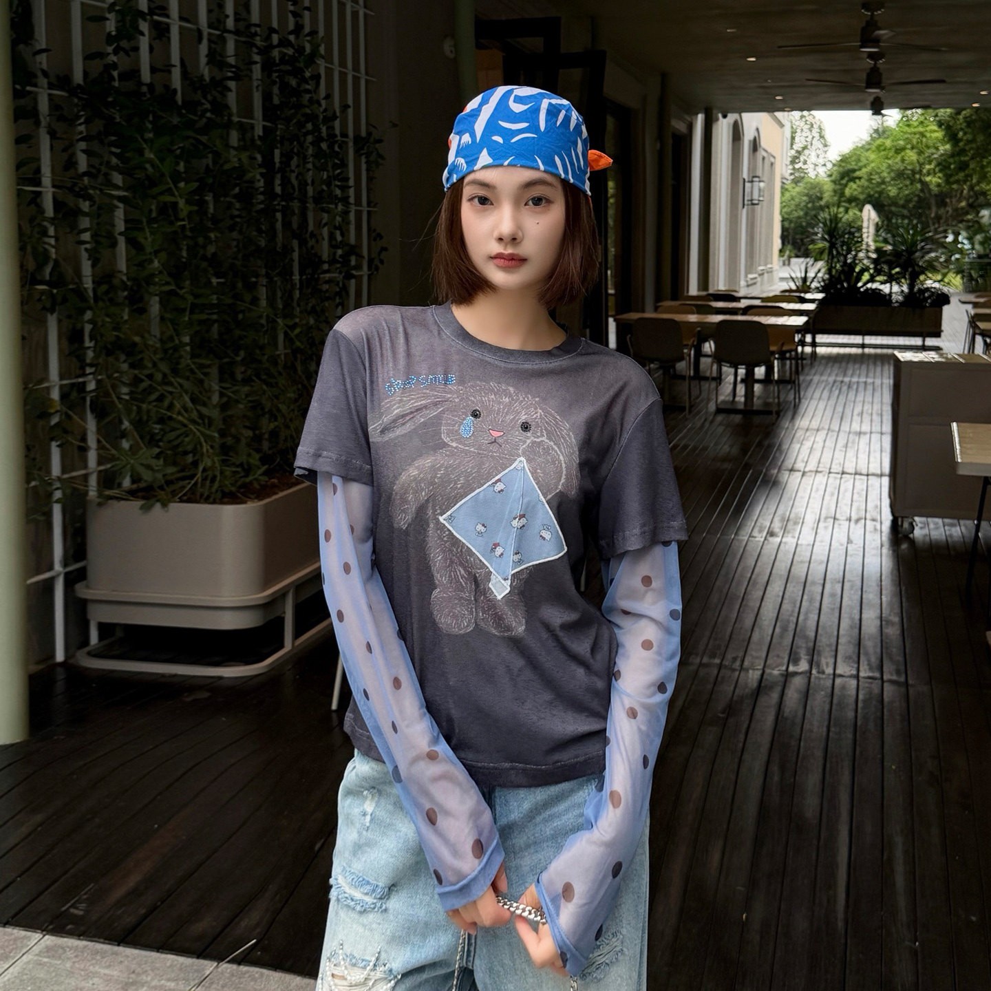哭泣小兔子印花T恤女上衣