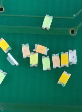 好品质0603翠绿高亮一致性好工厂正品0603绿色绿灯珠4000PCS/整盘