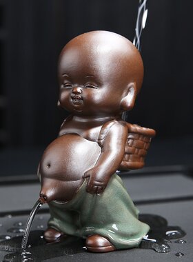 特价紫砂茶宠摆件小和尚陶瓷人物茶玩撒尿娃娃茶具尿童喷水配件