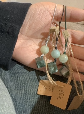 天然森系绿龙晶小方块绿色摩根石手工饰品挂饰手机包包挂件男女