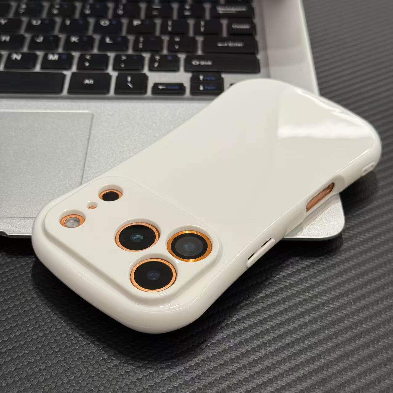 简约白色小蛮腰手机壳适用苹果17promax新款iPhone16pro多巴胺15pro个性创意14pro硅胶13pro软套12防摔11男女