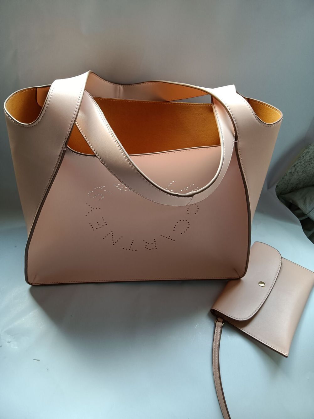 工厂直销个性单肩手提大包日剧时尚百搭女士意大利设计stell包