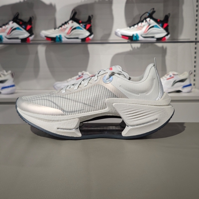 李宁绝影3ESSENTIAL跑步鞋男