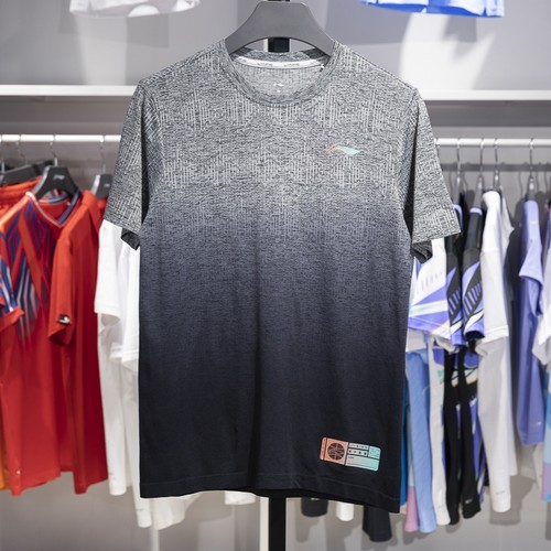 李宁渐变短袖男子吸湿排汗T恤