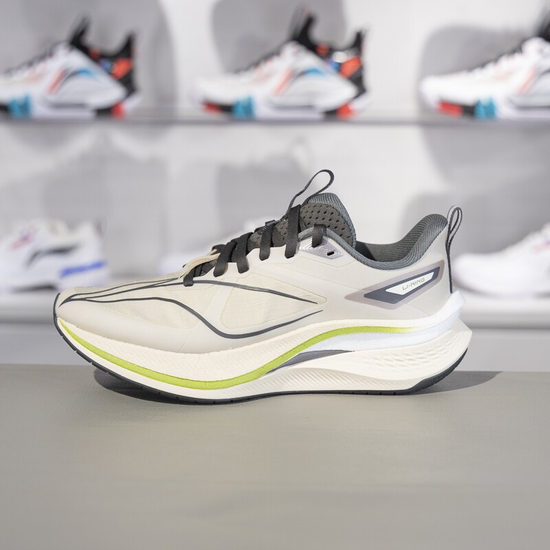 正品李宁冬新品赤兔7PRO女子反光轻量竞速训练学生跑鞋ARPU006