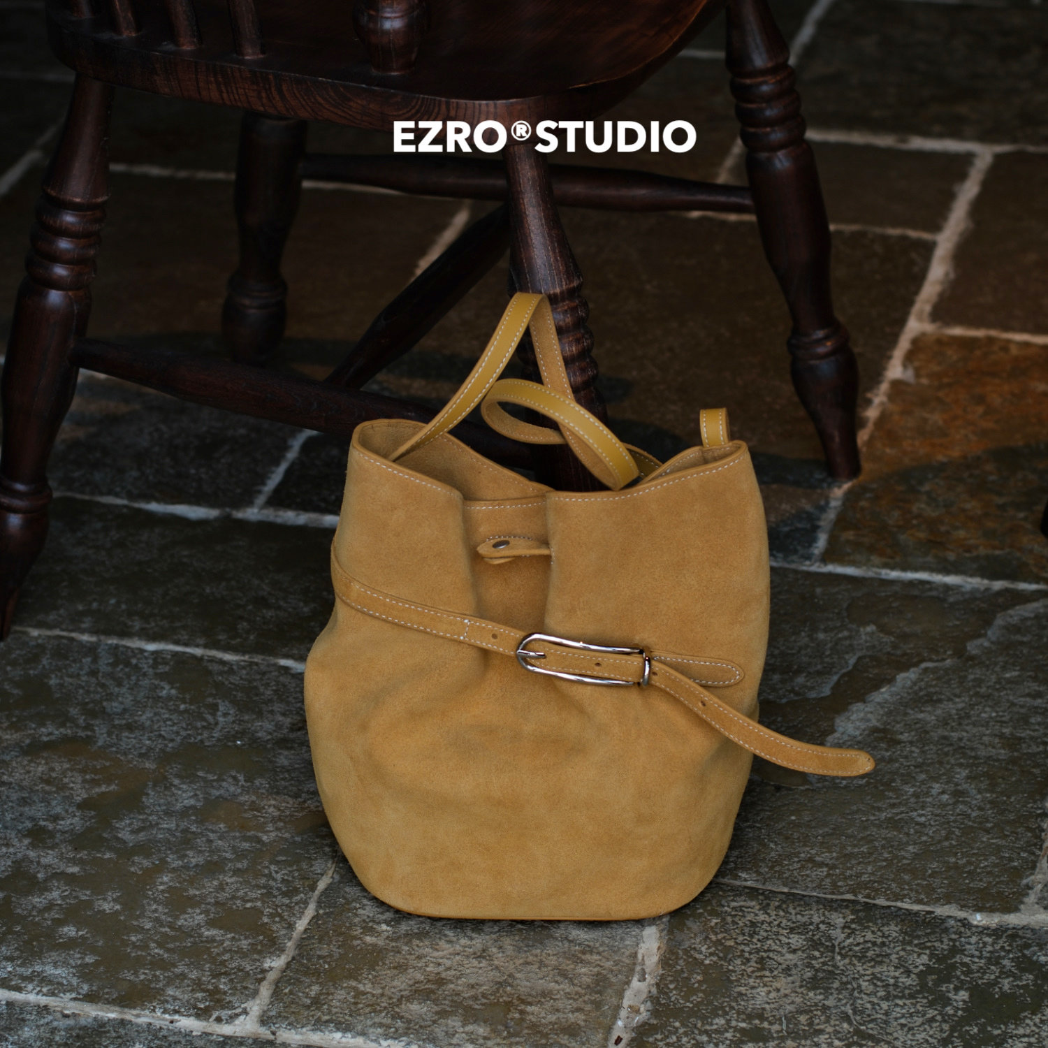 【EZRO】一作 褶皱设计五金扣真皮软牛皮麂皮单肩女包斜挎水桶包,箱包皮具/热销女包/男包,水桶包,淘宝优惠券,粉丝福利购,淘宝优惠卷