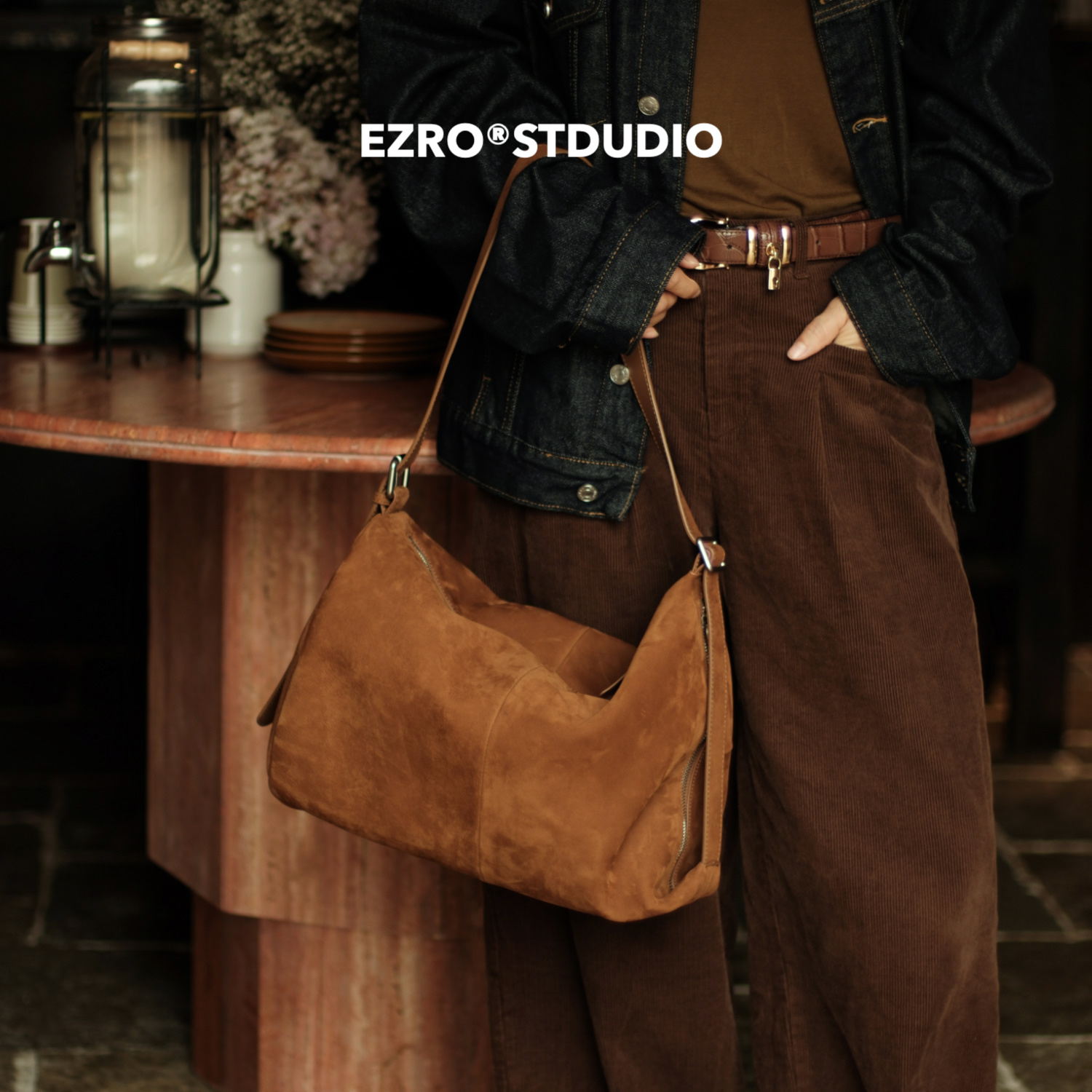 EZRO麂皮牛皮单肩hobo包水桶包