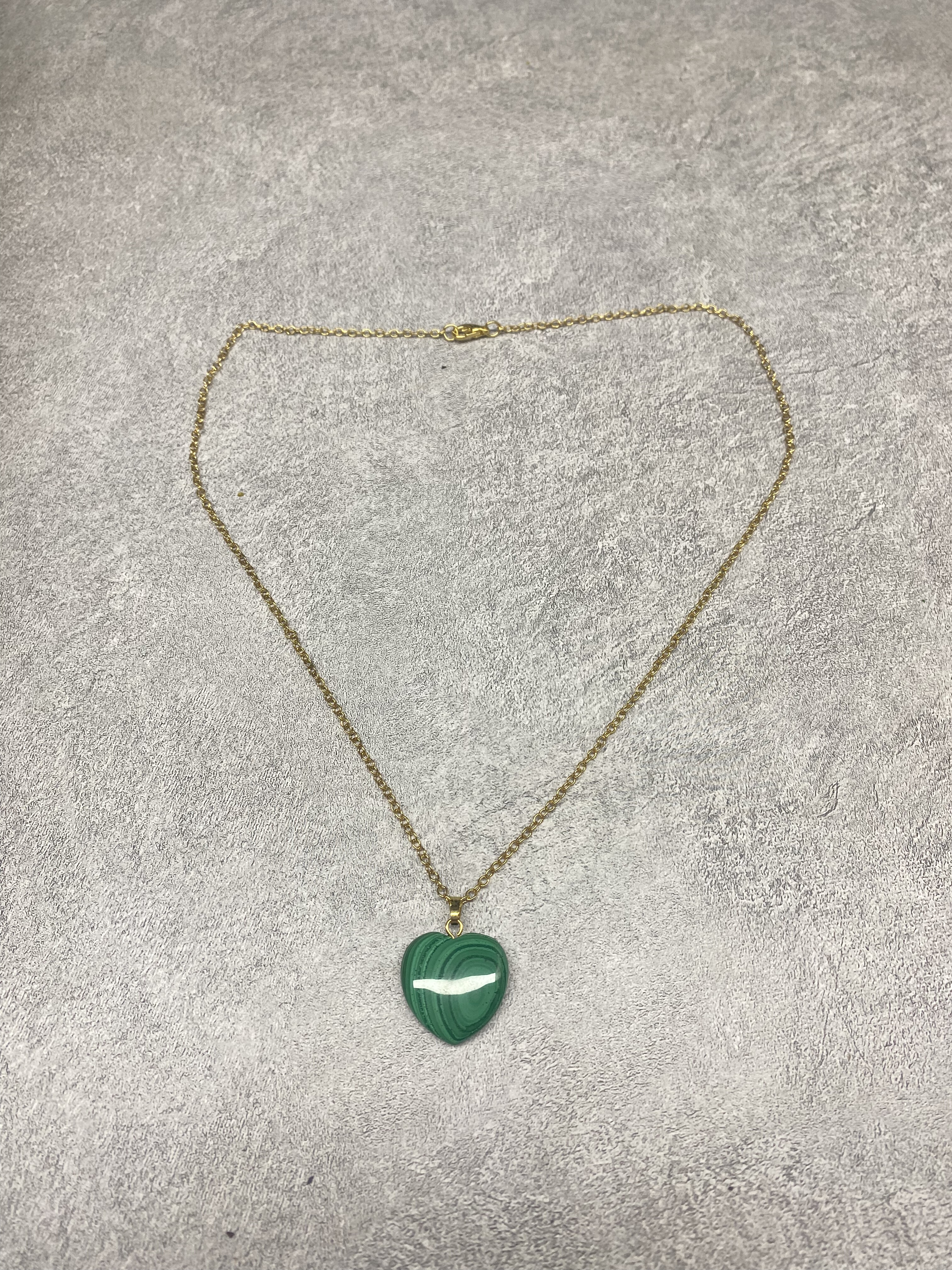 青岛饰品爱心孔雀石天然石项链不退不换 5.63