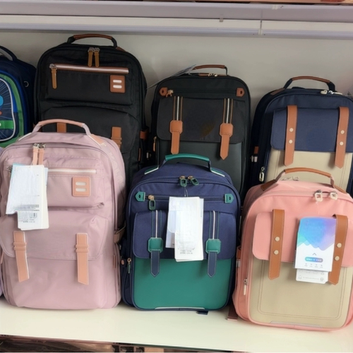 阳光8点小学生特价书包