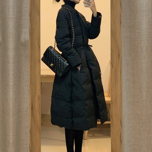 高蓬松90绒过膝长款 瑾姑娘 日系黑色外套 设计 羽绒服女 裙式