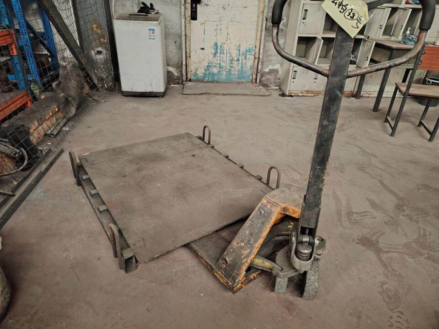 3月12日南充手动液压搬运车（19-4）网络拍卖公告