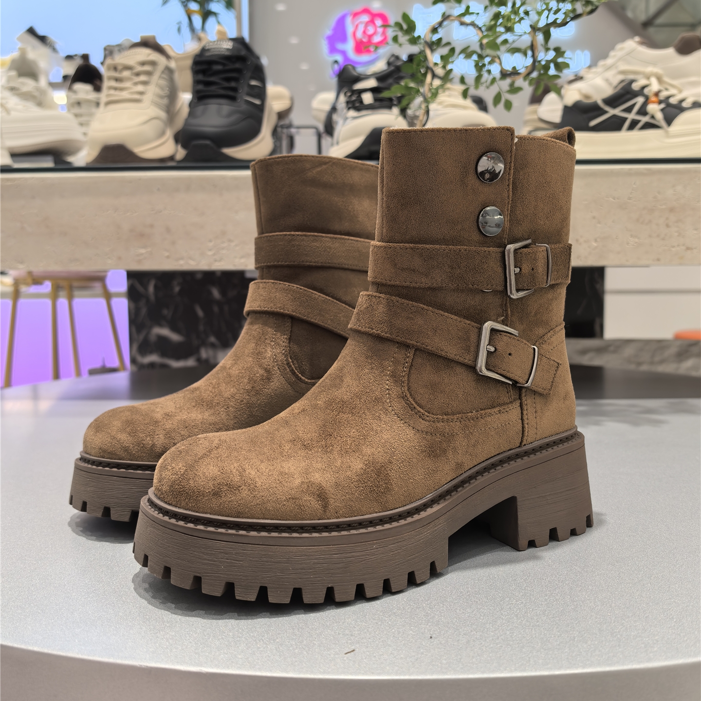 2025新款小个子增高复古短靴超火爆款厚底西部靴废土风加绒保暖