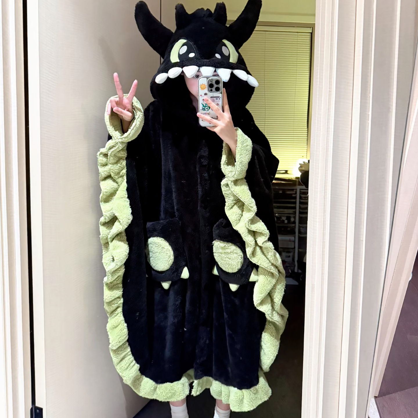 珊瑚绒斗篷睡袍女款2025新款冬季