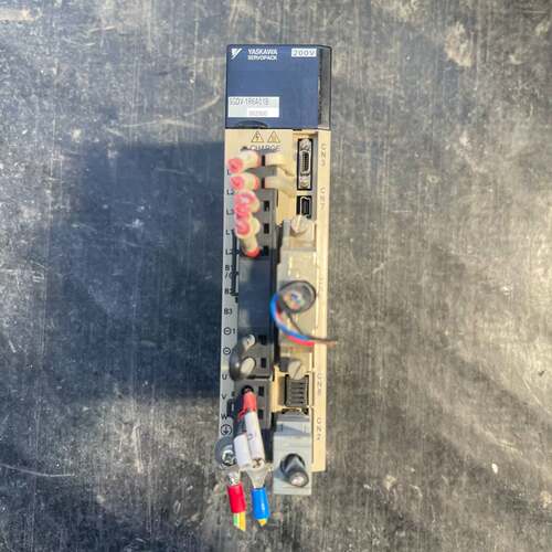 可维修安川SGDV-1R6A01B002000 实物图，运费顺丰到议价