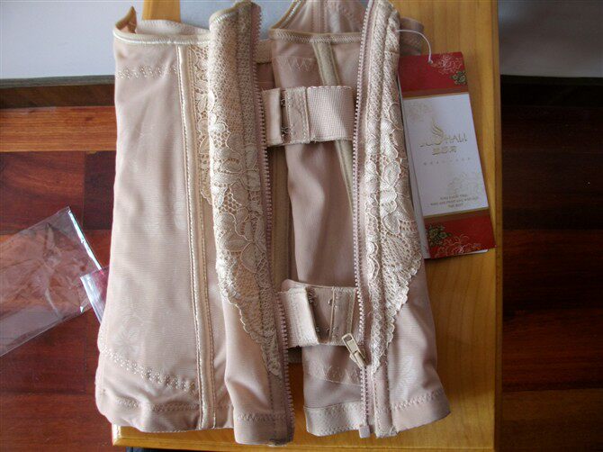 Corset en nylon - Ref 674100 Image 3