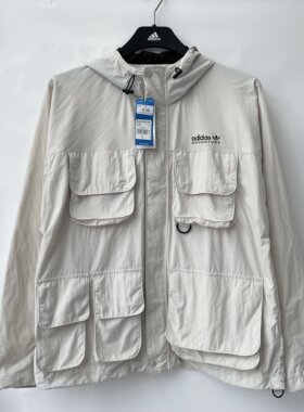 光雨体育--Adidas 三叶草 男子 工装 连帽休闲运动夹克外套HF4794