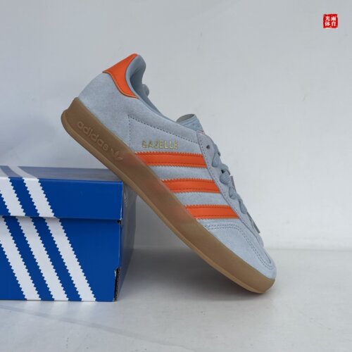 光雨体育-Adidas三叶草 GAZELLE 男女低帮经典运动休闲板鞋JH5405