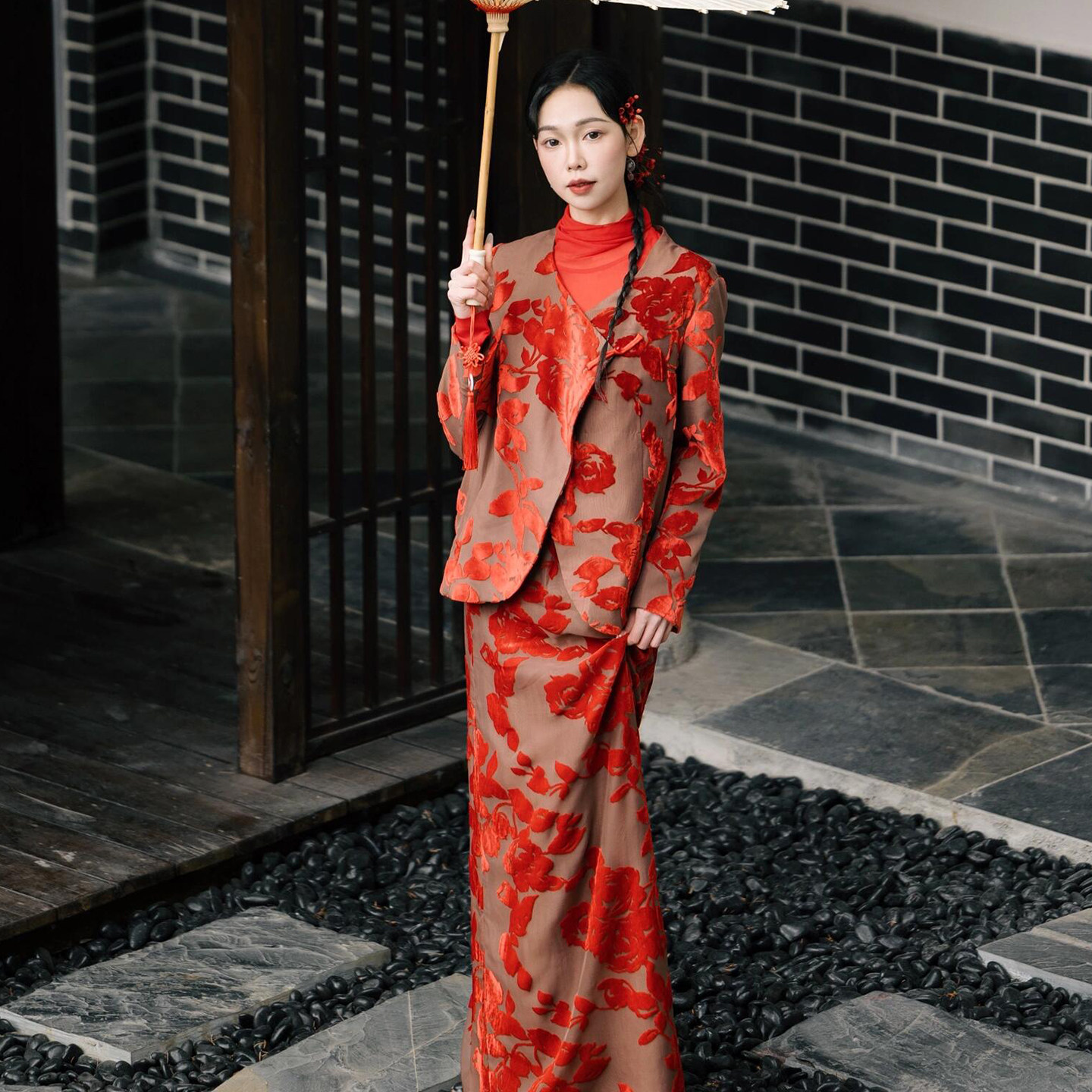 新中式晨拍礼服女新娘高级感晨袍抹胸气质超仙设计感三件套敬酒服