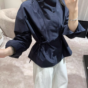 EASE夏季新款女高级简约清冷气质款不规则设计显瘦立领衬衫配腰绳