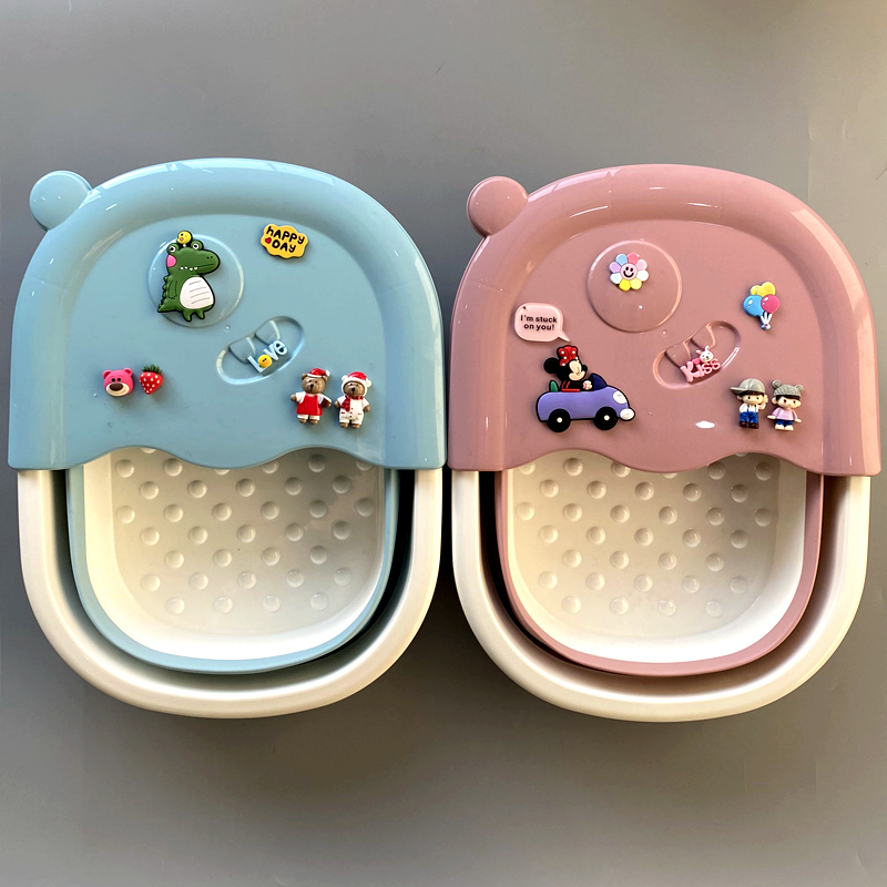 卡通儿童塑料泡脚桶家用带盖可折叠宝宝少女足浴盆可爱按摩洗脚盆