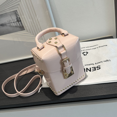 左杏2025新款时尚手提盒子包