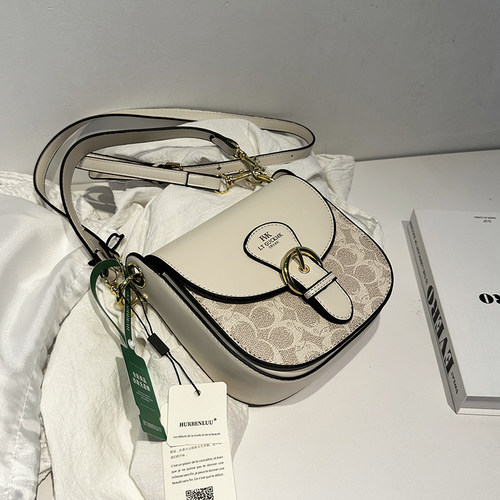 左杏家马鞍包轻奢高级双肩带设计