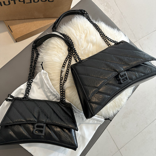 左杏腋下包B家褶皱牛皮质感