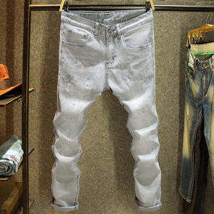 十字架刺绣牛仔裤男春季新款修身小脚裤浅灰色高端印花帅气长裤子