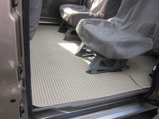 五菱荣光7座脚垫荣光S荣光V小卡荣光7 8 9座征程脚垫专车专用亚麻