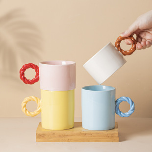 陶瓷杯纯色创意麻花把手马克杯高颜值杯子家用水杯早餐牛奶咖啡杯