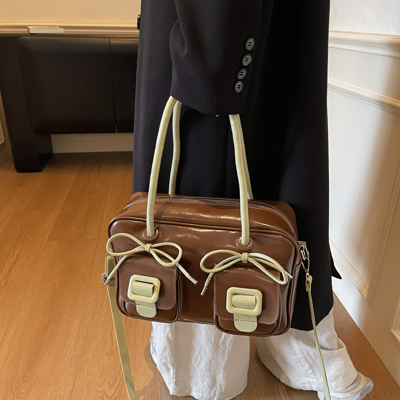 韩国学院风高级感油皮复古包包2025新款通勤女士单肩手提波士顿包