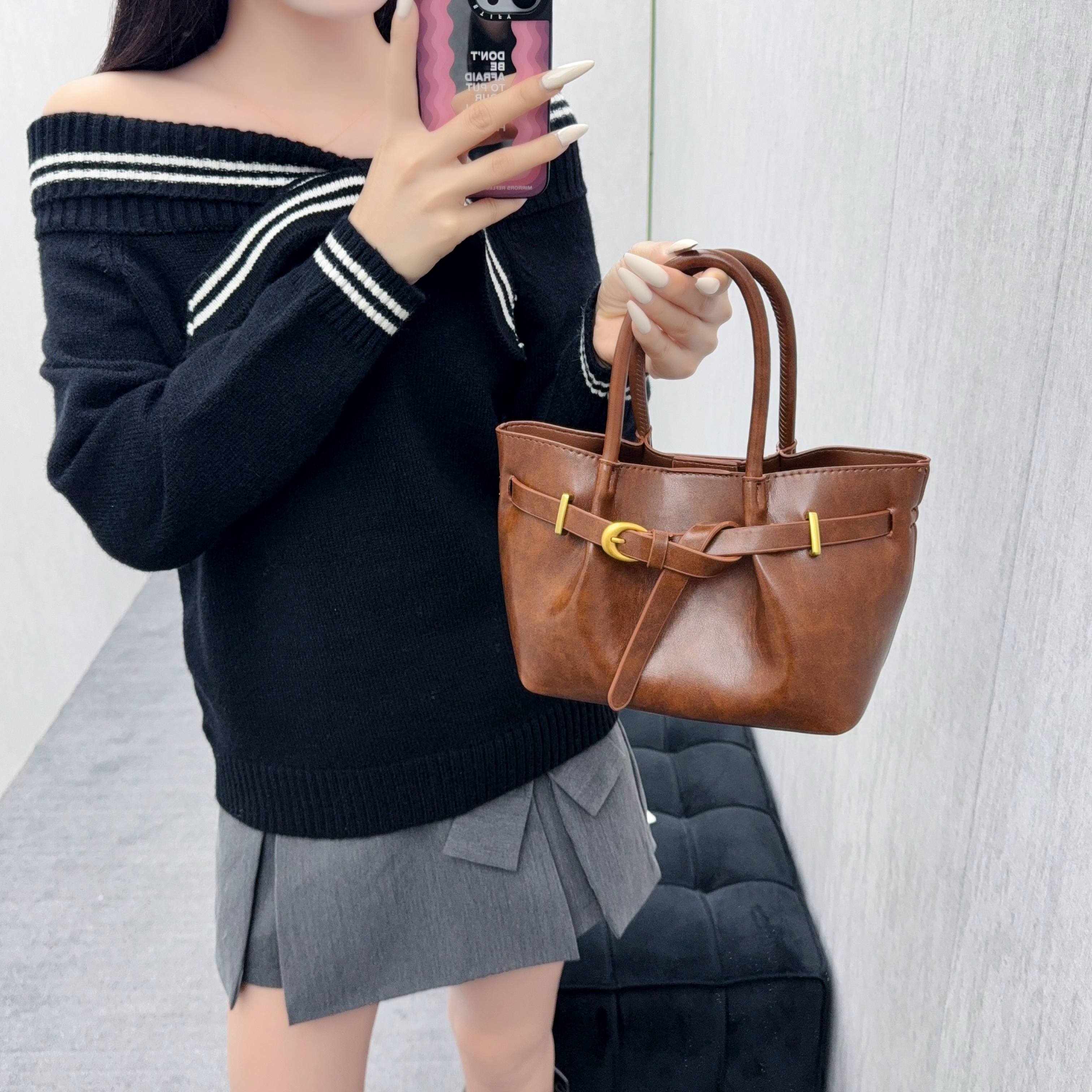 手提小拎包包2025新款流行菜篮子高级感单肩斜挎包小众复古水桶包