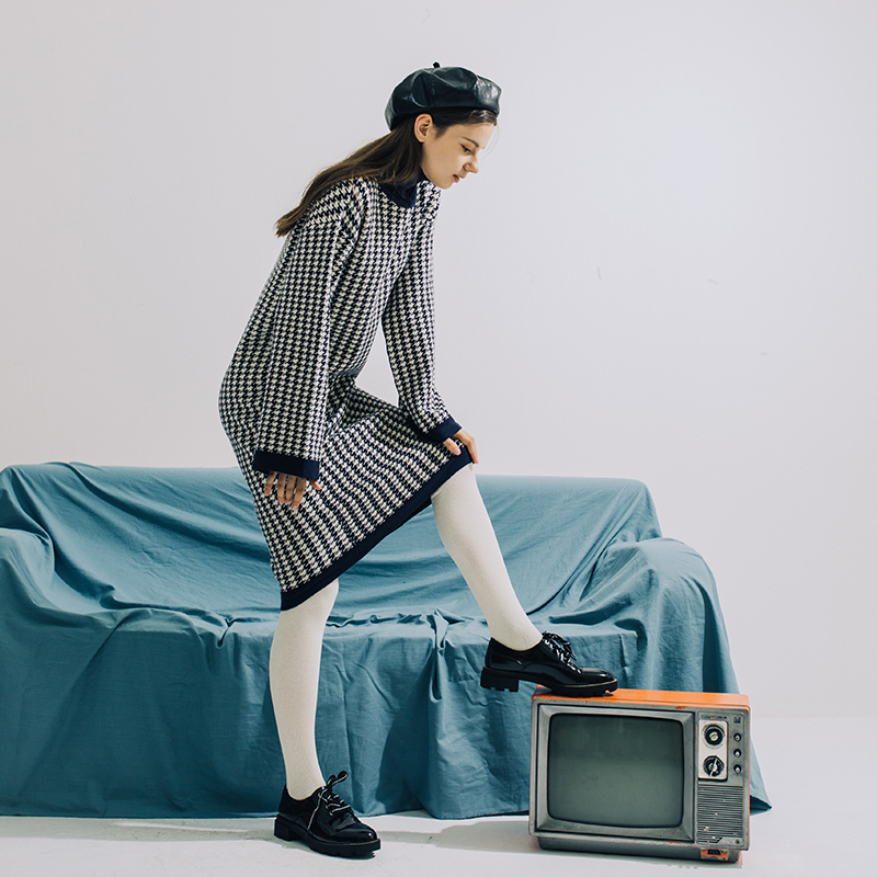 秋冬日系千鸟格针织连衣裙