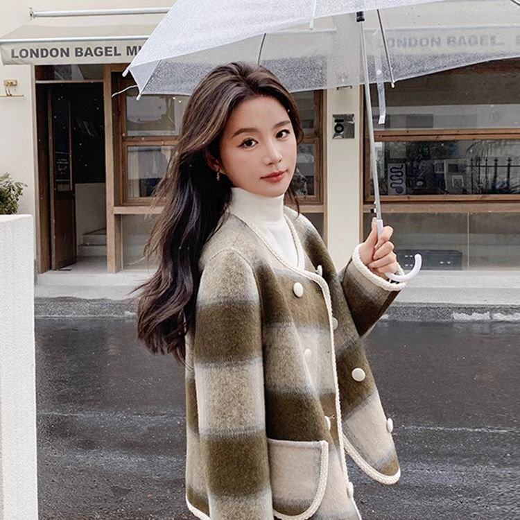 秋冬新款名媛小香风格子大衣女短款毛呢外套2025英伦风圆领双排扣