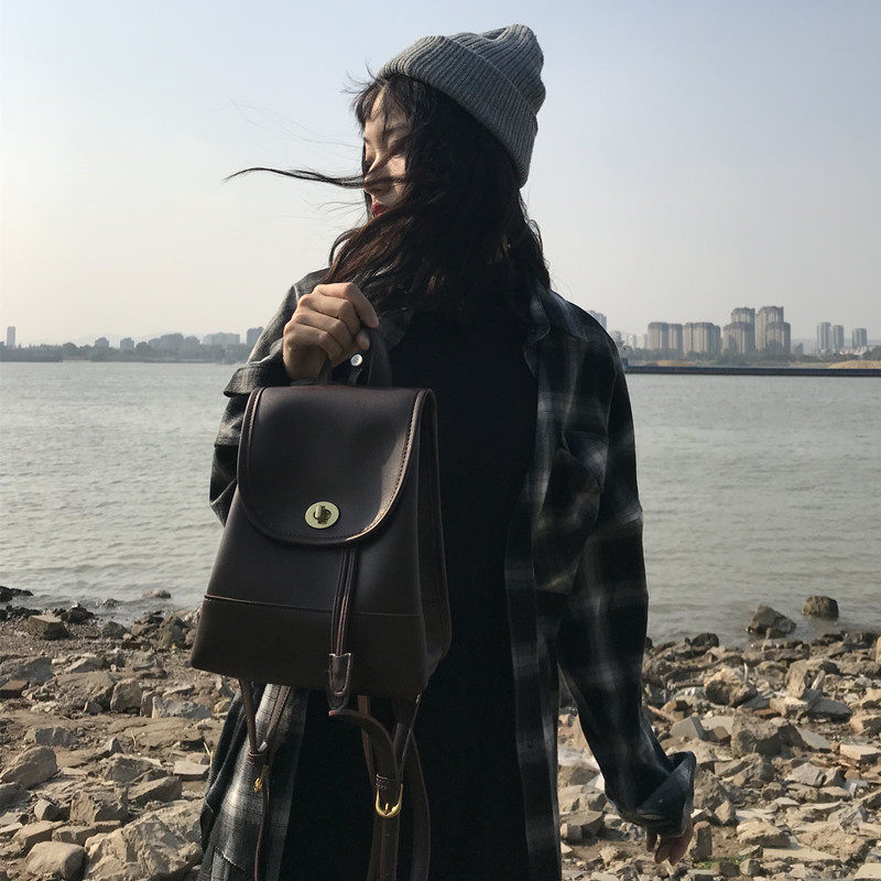 双肩包女2018新款复古小背包时尚休闲女背包ins超火中古包