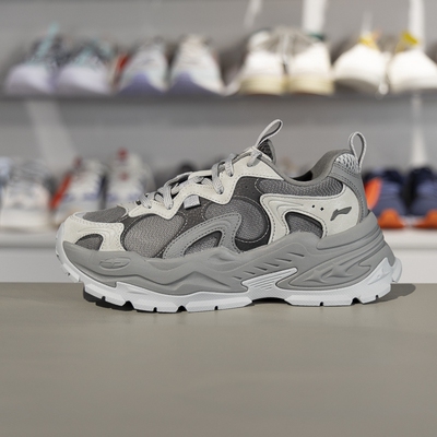 李宁防滑耐磨女子系带休闲鞋