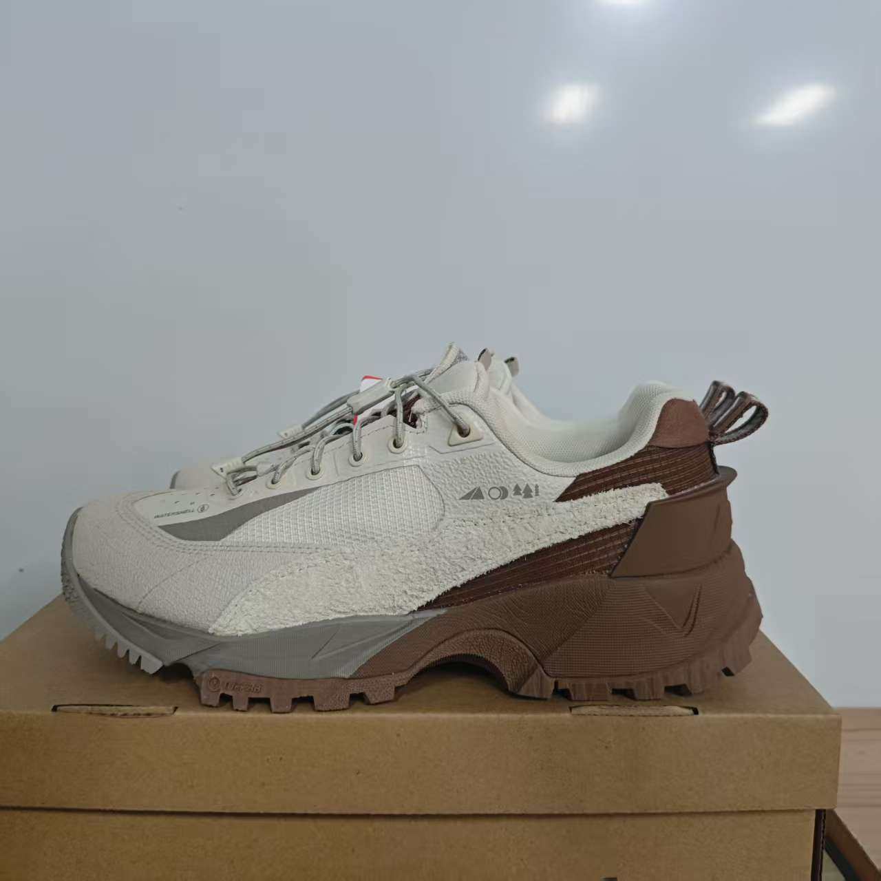 （瑕疵门店样鞋）李宁CF溯行野PRO男子缓震耐磨户外休闲鞋AGLU151