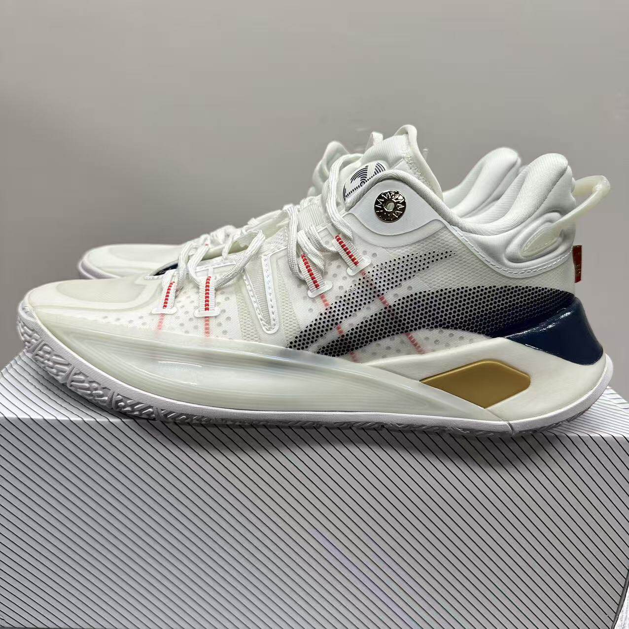 （瑕疵门店样鞋）李宁篮球鞋男防滑运动鞋ABAS001