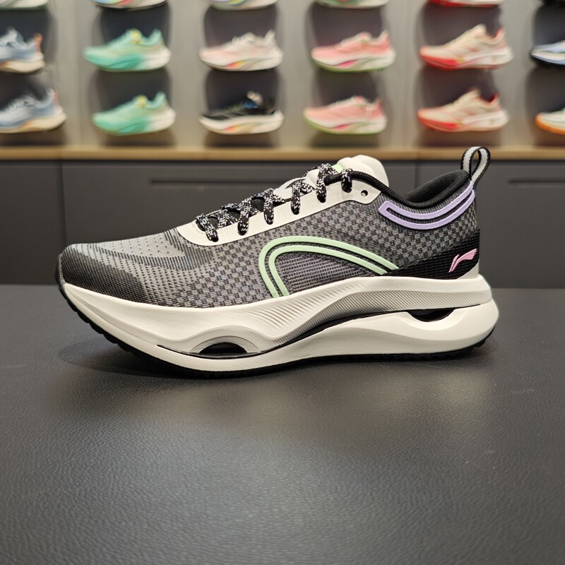 李宁跑鞋女鞋2024新品惊鸿女子反光缓震保护耐磨运动鞋ARHU006