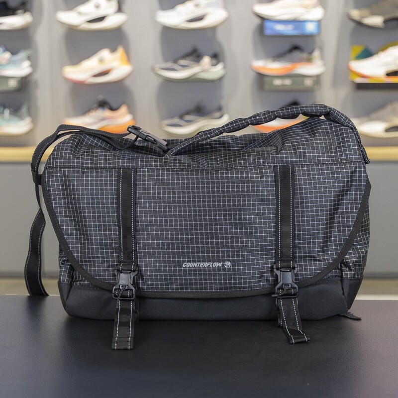 李宁CF溯男女同款单肩包2024秋季新款反光休闲百搭斜挎包ABDU391