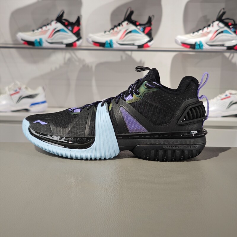 李宁篮球鞋2024秋季反伍暴风男子减震回弹中帮篮球外场鞋ABFU017