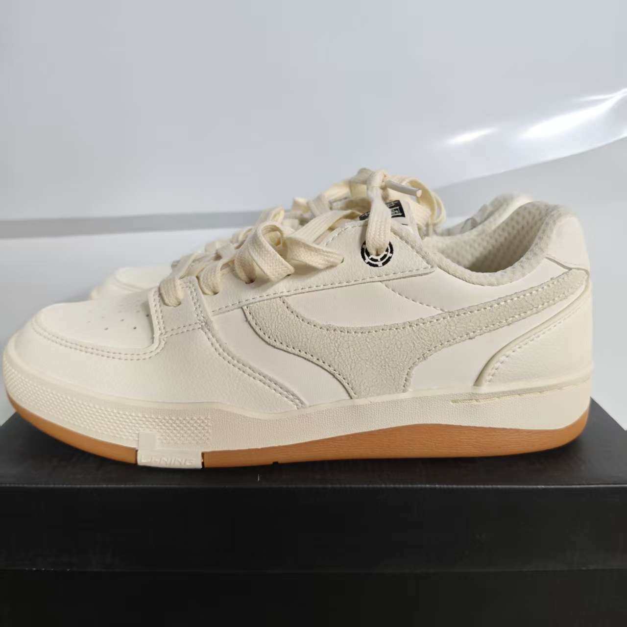 （瑕疵门店样鞋）李宁板鞋男冬款征荣92S运动休闲鞋板鞋AEPU037