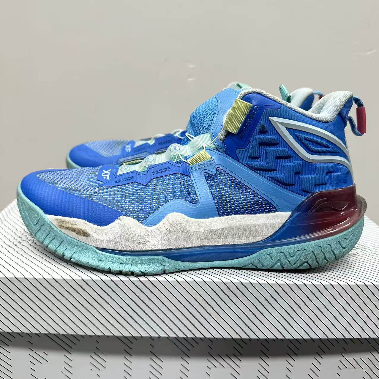 （瑕疵门店样鞋）李宁儿童鞋男童先锋力V3减震篮球鞋YKBU038