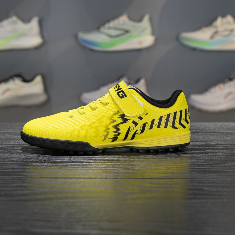 李宁儿童足球鞋男童女童2025新款TF碎钉青少年专业训练鞋YKGV058